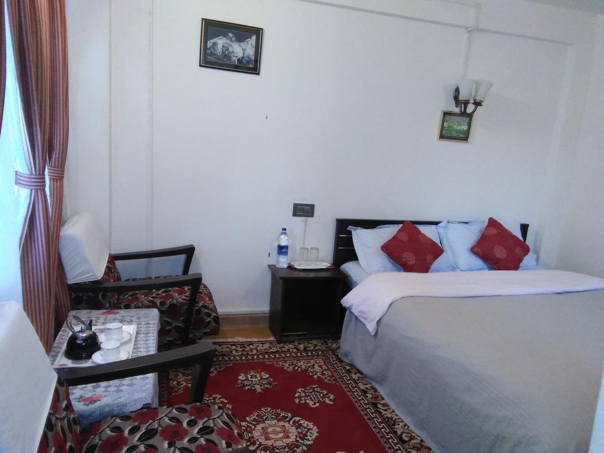 Himalayan Inn Homestay دارجيلنغ المظهر الخارجي الصورة